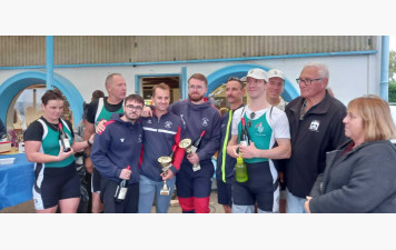 Course de barques à deux rameurs 2023 : une journée de passion et de convivialité sous le soleil